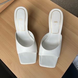 Zara White Minimalist Heeled Mules Size 6.5